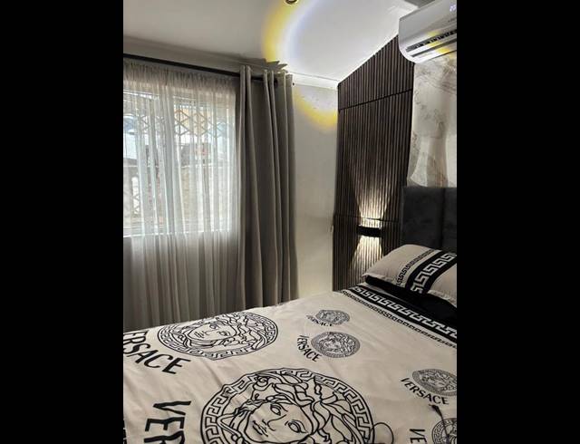 2 BEDROOM HOUSE FOR SALE IN CROFTDENE